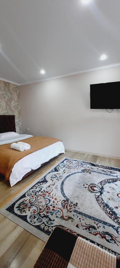 Appartamento Cosy flat Semej Esterno foto